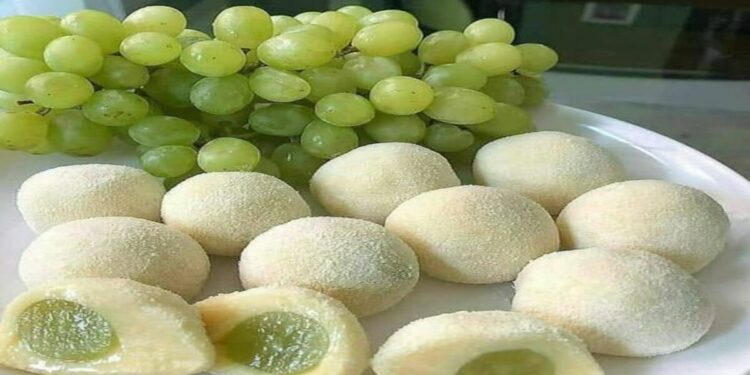 Brigadeiro branco fake com uva