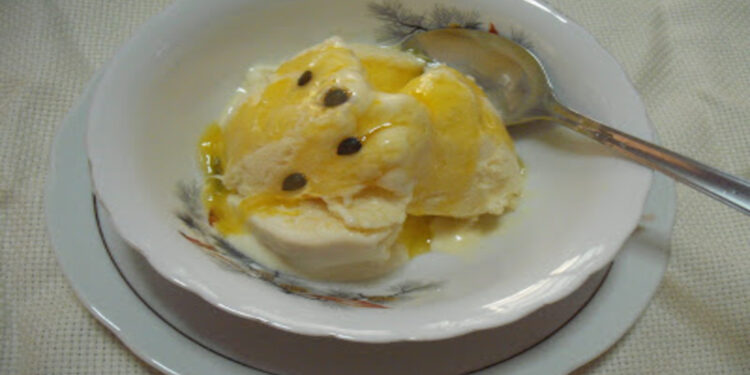 sorvete de maracujá com coco