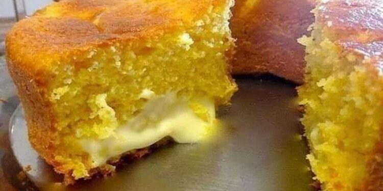 Bolo de milho com requeijão