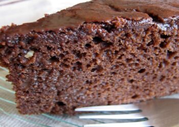 Bolo de chocolate com café