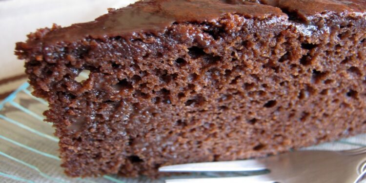 Bolo de chocolate com café