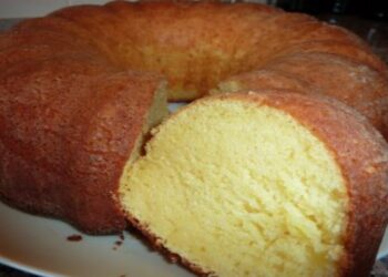 Bolo de leite condensado